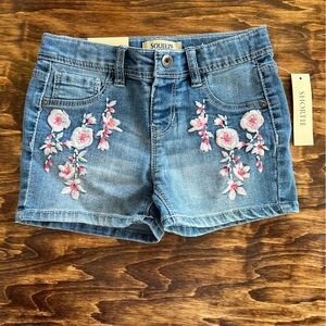 Squeeze Denim Shorts with Pink Floral Design